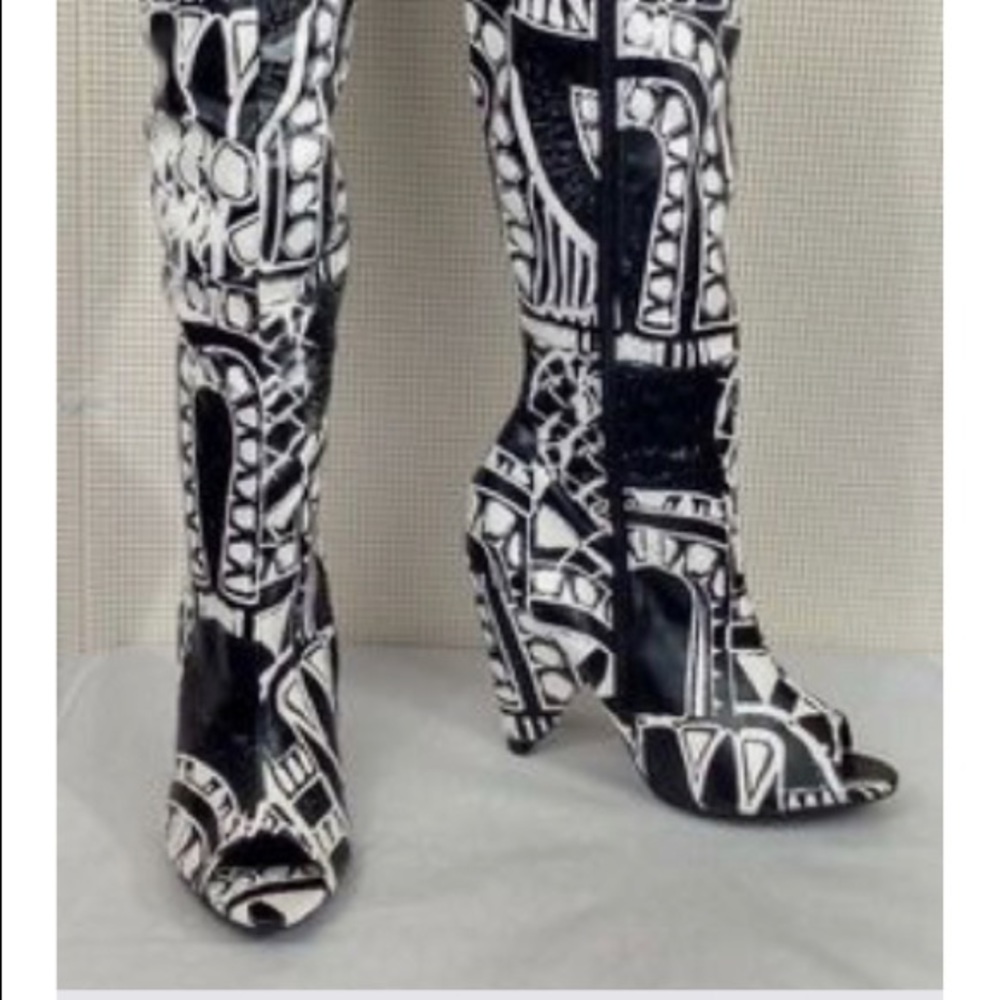 Thigh highs peep toe!